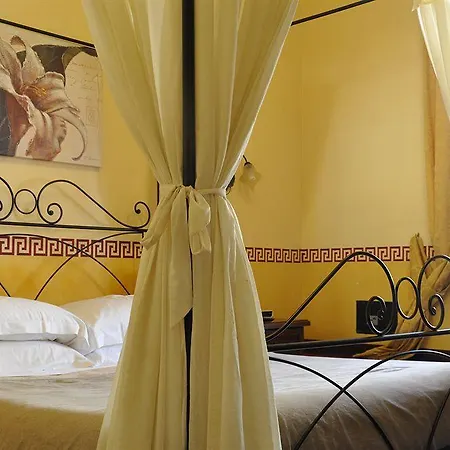 Le Di Via Ottaviano - In B&B 2*