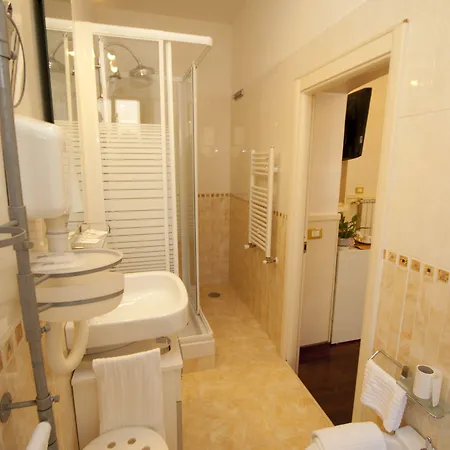 Le Di Via Ottaviano - In B&B 로마