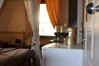 Le Di Via Ottaviano - In B&B