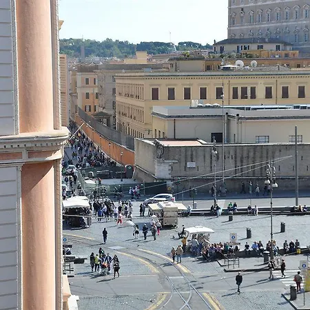 Le Di Via Ottaviano - In 2*