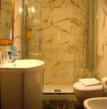 Le Di Via Ottaviano - In 로마