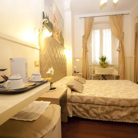 Bed & Breakfast Le Di Via Ottaviano - In