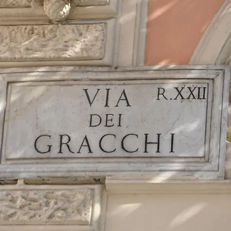 Le Di Via Ottaviano - In Bed & Breakfast